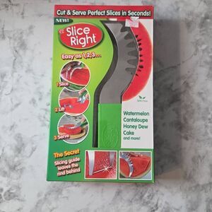 Spark Innovators EZ Slice Right melon and cake slicer‎